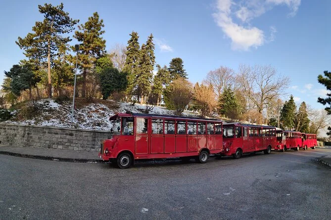 Prešporáčik Vintage Vehicle City Tour